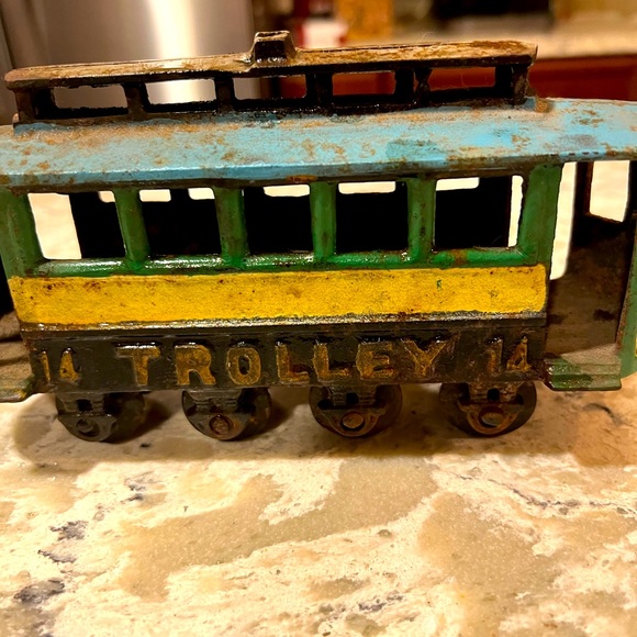 Vintage cast iron trolley 14 street car - Picture 1 of 5